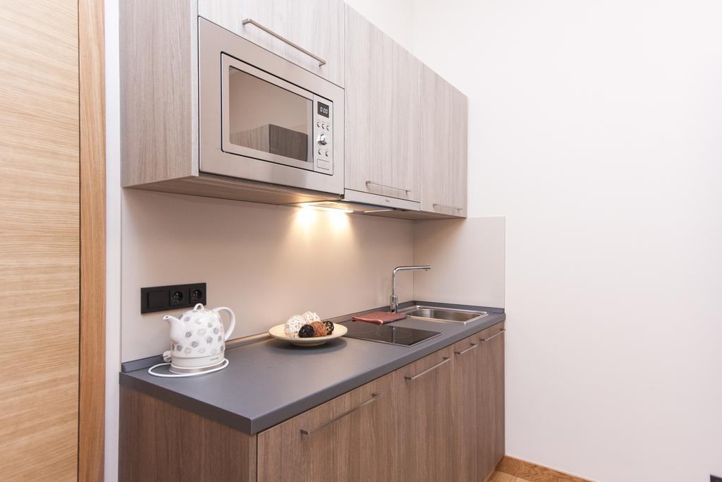 Manesova Astra Apartment Прага Стая снимка