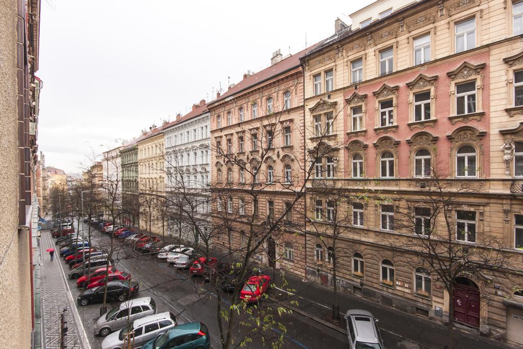 Manesova Astra Apartment Прага Стая снимка